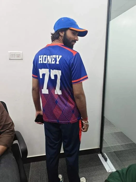 Custom HONEY 77 — Gyana Garments Noida Approvd